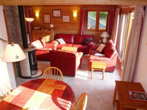 Charmant Duplex 4P avec Terrasse, Piscine et Garage - Méribel Centre, 8 Pers. - FR-1-411-71